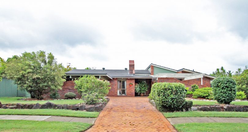 Large Low-set Family Home with Pool & Air-Con